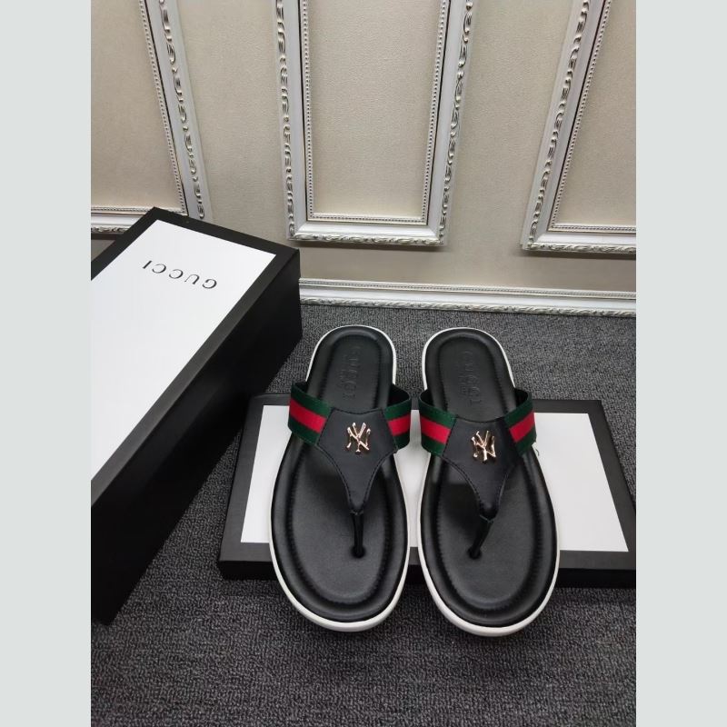 G*u*i slippers